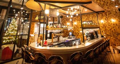 Hotelboot Koningin Emma Kloeg Collection