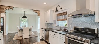 Exquisitely Restored Boulder County Victorian Cottage, c1906 🏡