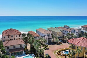 Exterior - Villa Bianca - Beachfront Luxurious Home w/ Stunning Views and Beach Service! (Destin)