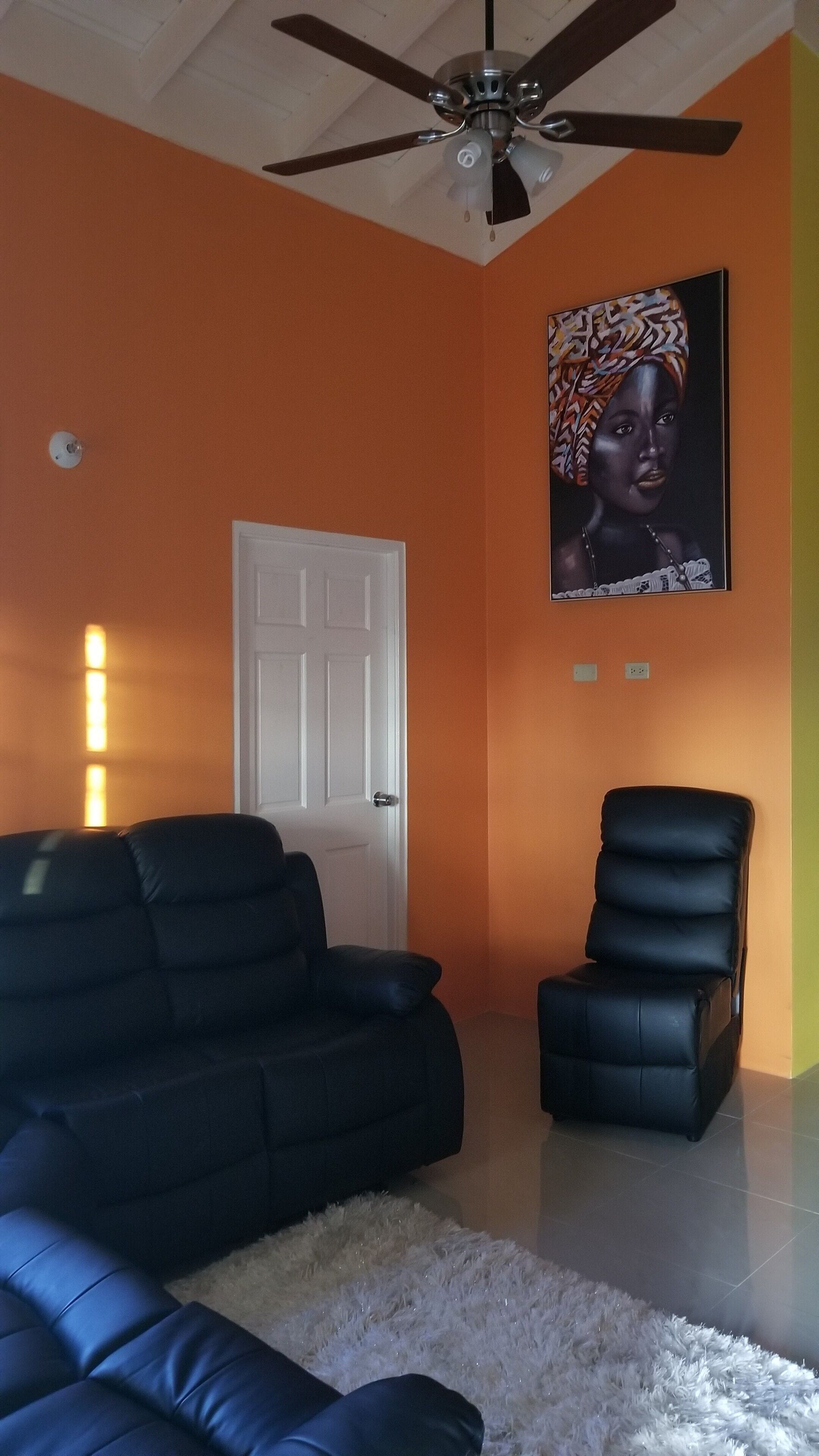 Modern 5 Bedroom Villa, Gated community 24/7 Security, 5 min from Dunns River... in Ocho Rios, Jamaica