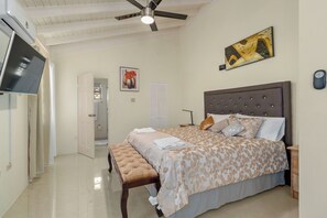 5 bedrooms, iron/ironing board, free WiFi, bed sheets