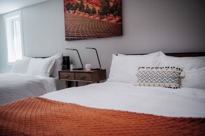 5 bedrooms, desk, iron/ironing board, free WiFi