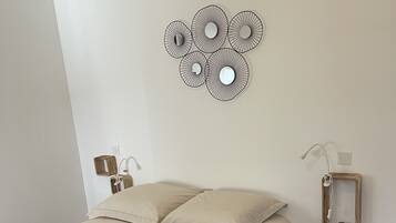 1 chambre, fer et planche à repasser, Wi-Fi, draps fournis