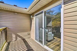 Property grounds - Branson Condo w/ Balcony: Near Silver Dollar City (Branson)