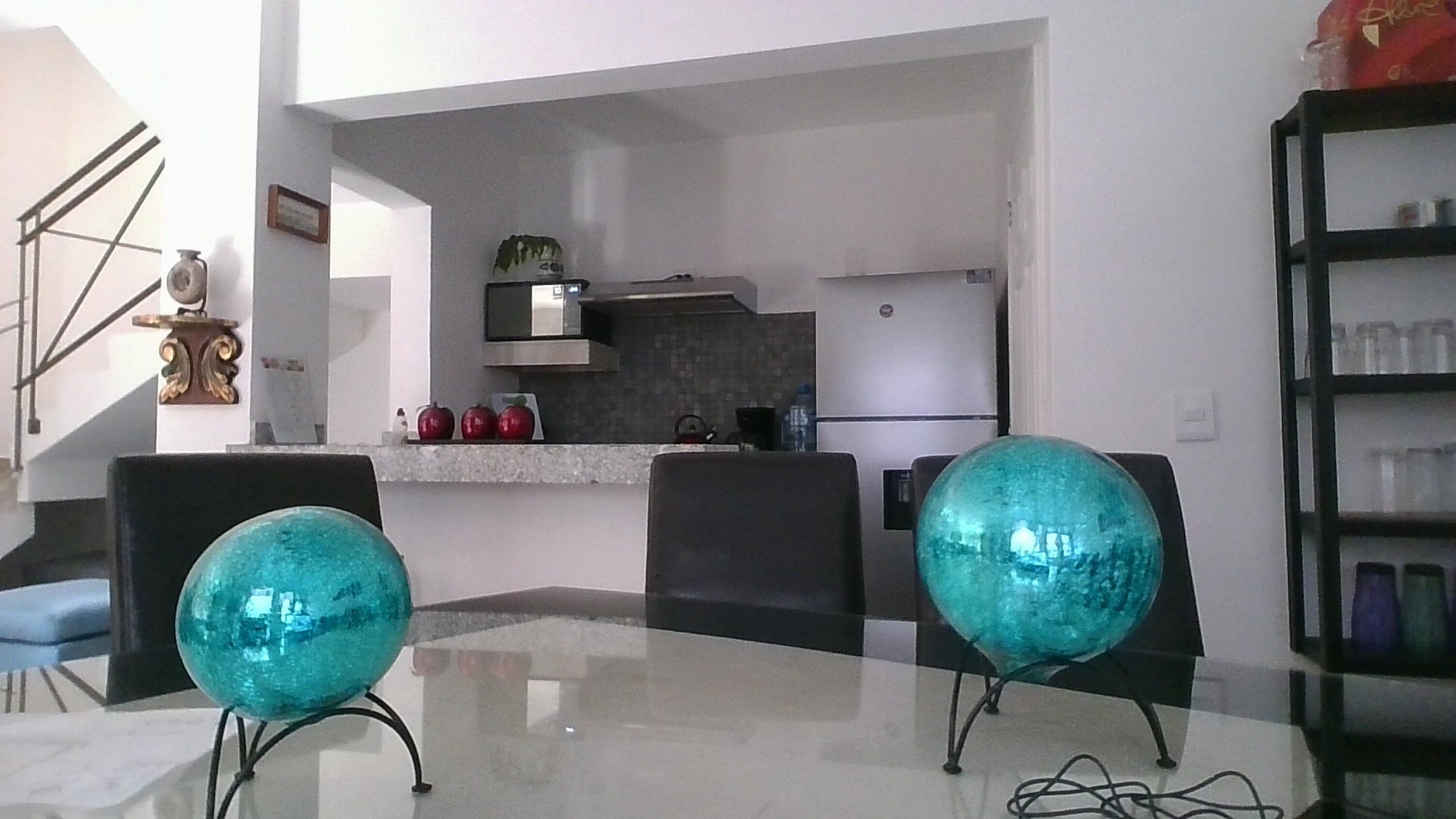 Villa familiar | Cocineta privada | Refrigerador con congelador, microondas, cafetera y tetera y licuadora 