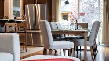 Apartment | Living area | 40-inch flat-screen TV with cable channels, TV, fireplace