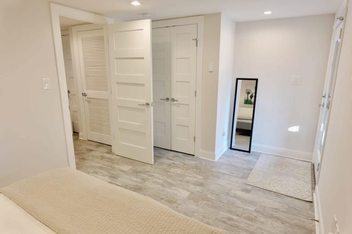 1 bedroom, iron/ironing board, travel crib, WiFi