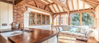 4 Bed Windsor Countryside Escape - By Tempstay