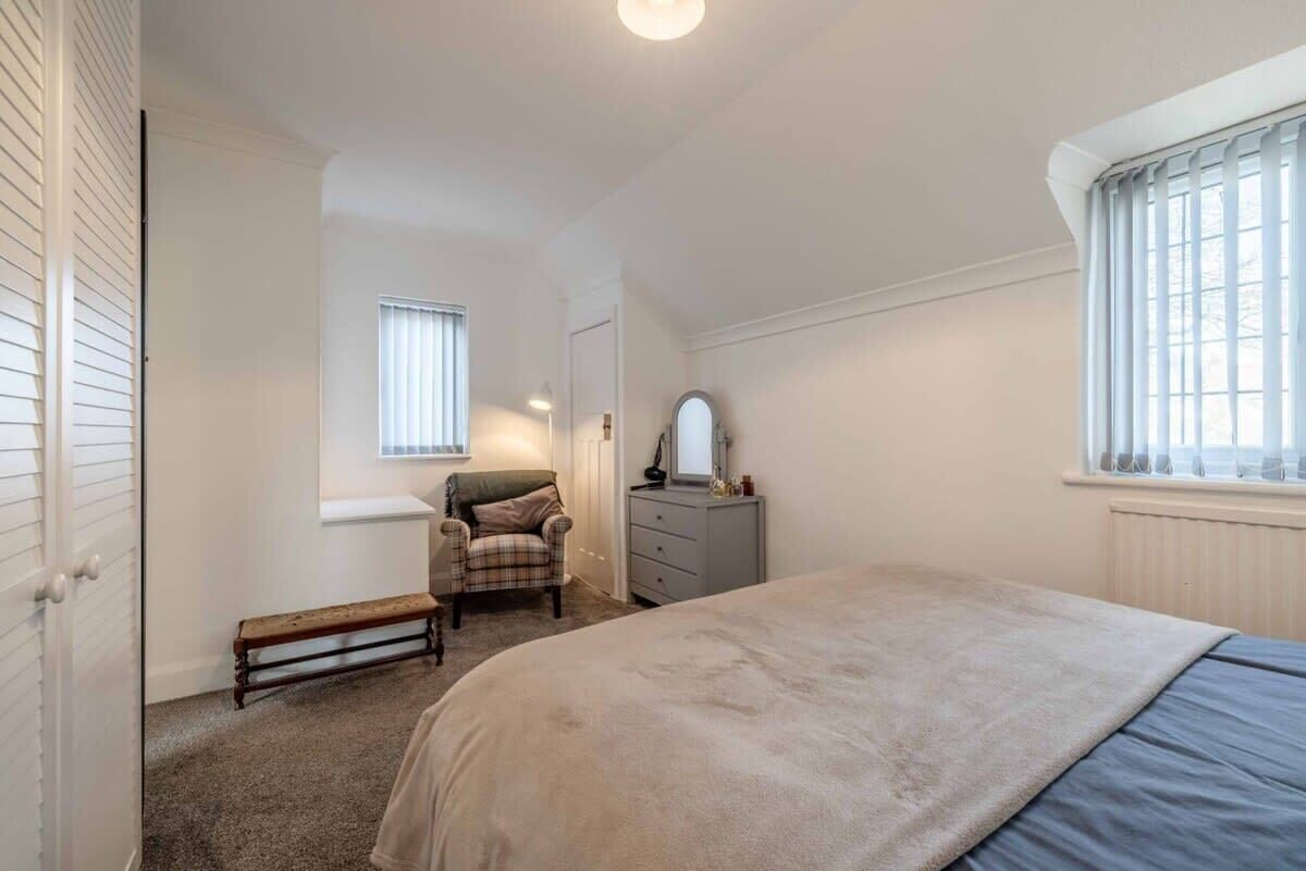 3 chambres, fer et planche à repasser, Wi-Fi, literie fournie