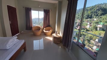 5 bedrooms, free WiFi