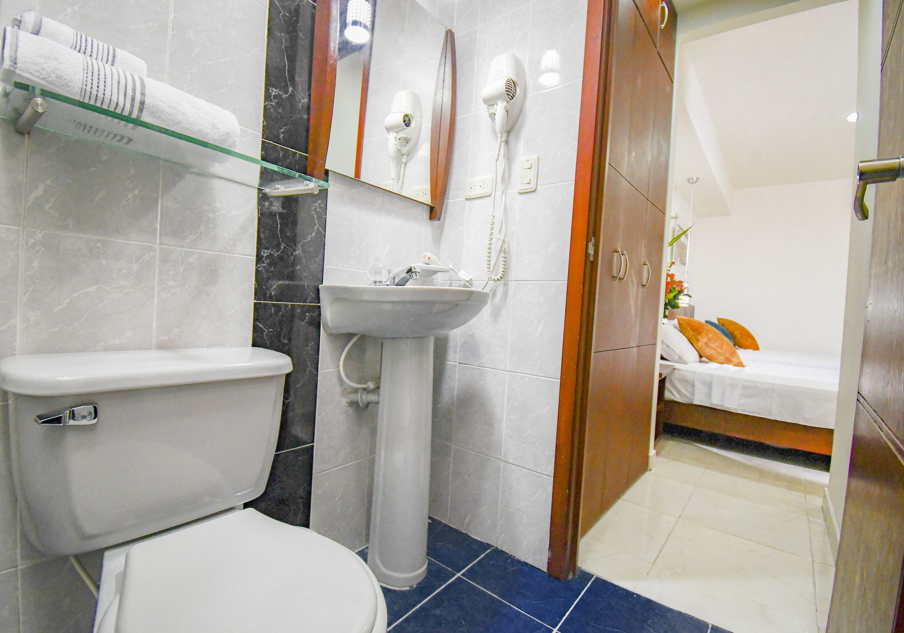 Foto - Hotel Mónaco Armenia