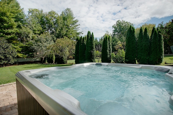 Bain à remous extérieur