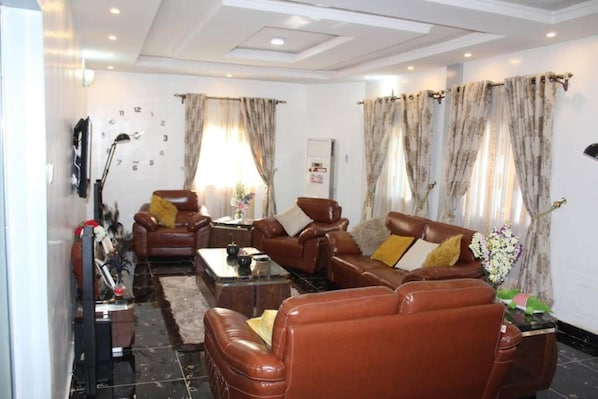 獨棟房屋 | 起居區