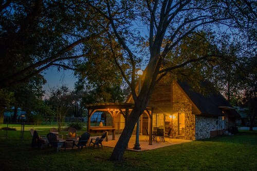 The NEST | Unique A-Frame Home | KING BED