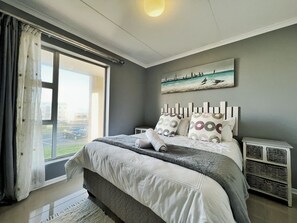 2 Schlafzimmer, Schreibtisch, Bügeleisen/Bügelbrett, kostenloses WLAN