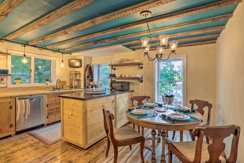 Historic Home in Lambertville: Walk to Bridge