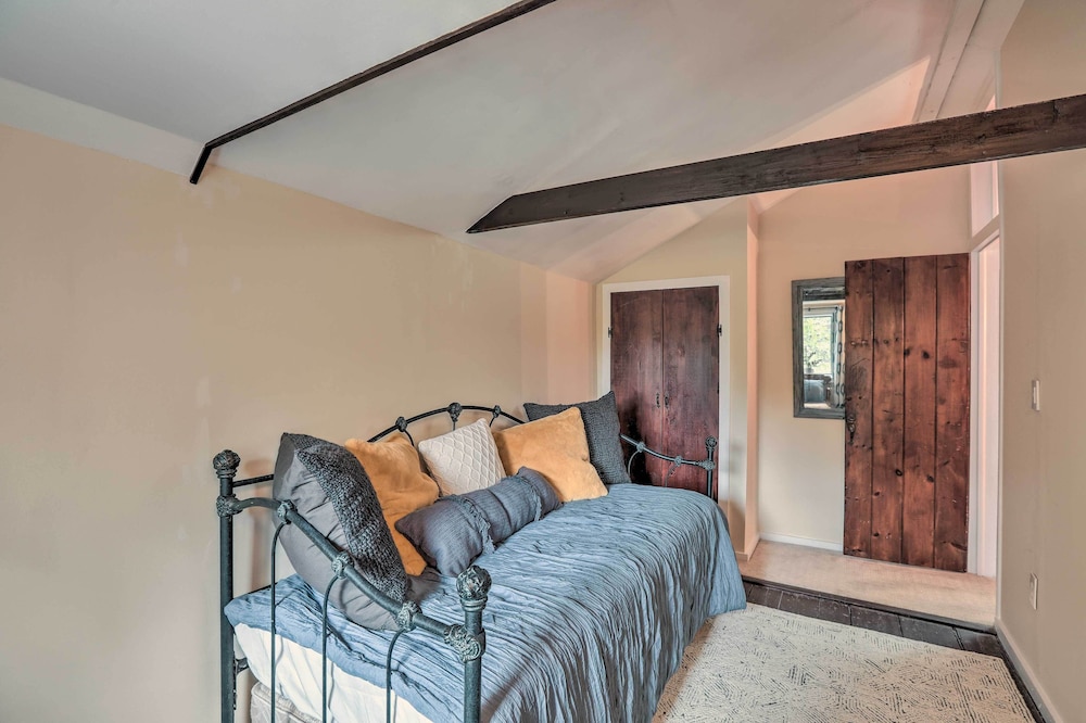 Historic Home in Lambertville Walk to Bridge Lambertville Vrbo