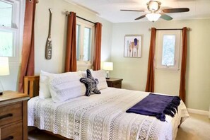 4 dormitoris, escriptori i planxa i posts de planxar 