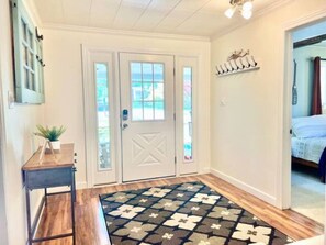 4 bedrooms, desk, iron/ironing board, travel cot