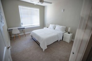 2 bedrooms, desk, iron/ironing board, free WiFi