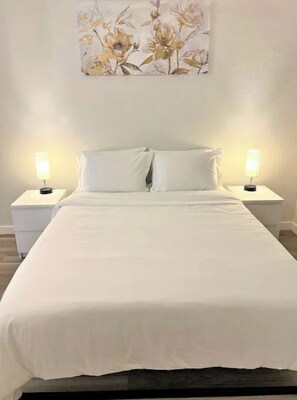 1 habitación, escritorio y wifi 