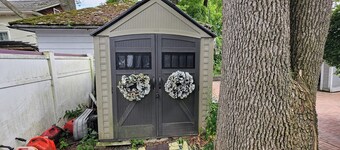 Newly Updated Cozy Home ~ Located Downtown, UVM, Hospital Includes 8 Bikes!
