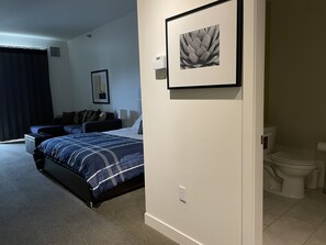 1 chambre, fer et planche à repasser, Wi-Fi, draps fournis