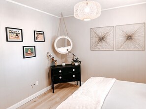 3 bedrooms, free WiFi, bed sheets - Lakefront retreat, perfect for Alabama or Mississippi State games. (Ethelsville)