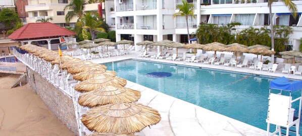 2 outdoor pools - Suites Torres Gemelas VIP (Acapulco)