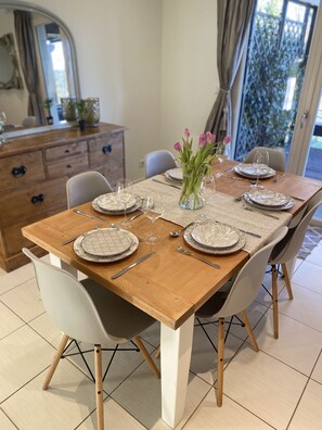 Dining - Serene Countryside Villa, Private Heated Pool, within walking distance of Cazals (Cazals)