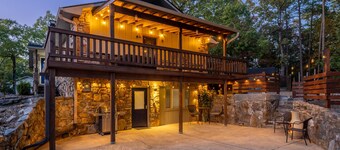 Luxury Private Downstairs Suite