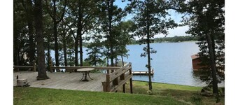 Lakehouse Getaway!