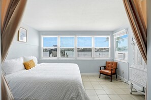 2 bedrooms, iron/ironing board, travel crib, free WiFi
