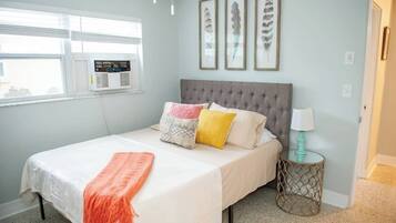 2 bedrooms, iron/ironing board, travel crib, free WiFi