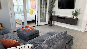 2 bedrooms, iron/ironing board, travel crib, free WiFi