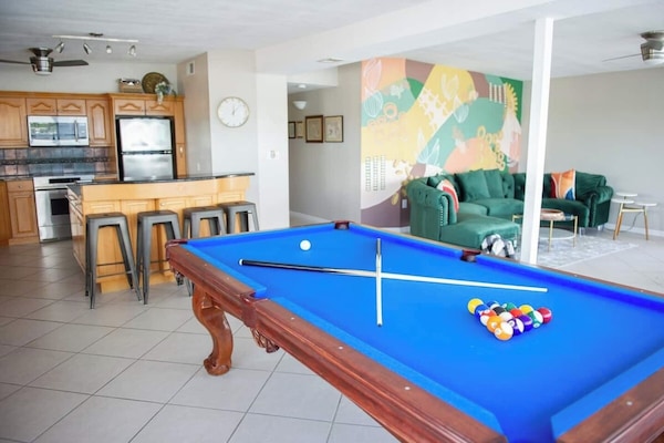 Welcome to Sunburst Vacation Rentals! Game of pool anyone? Challenge your family and friends to a little competition on our pool table! We provide all of the supplies necessary. You bring the FUN and the LAUGHTER!