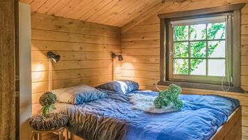 3 bedrooms, travel cot, free WiFi