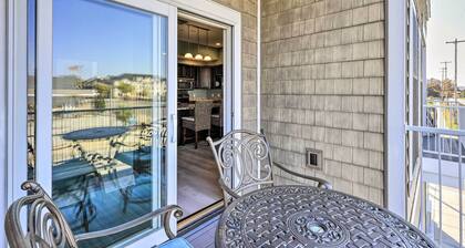 Dtwn Ludington Condo: Balcony, Walk To Beach!