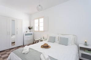 2 Schlafzimmer, Bügeleisen/Bügelbrett, WLAN, Bettwäsche