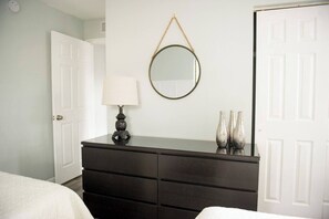 4 soverom, strykejern/-brett, wi-fi (inkludert) og sengetøy