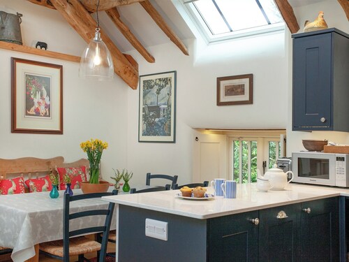 2 bedroom accommodation in East Worlington, near Witheridge