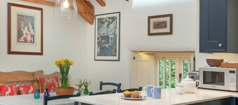 2 bedroom accommodation in East Worlington, near Witheridge