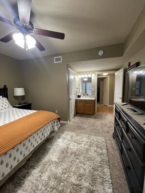 2 camere, ferro/asse da stiro, Wi-Fi gratuito, lenzuola