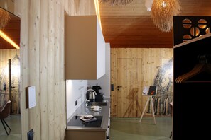 Kühlschrank, Ofen, Herdplatte, Geschirrspüler