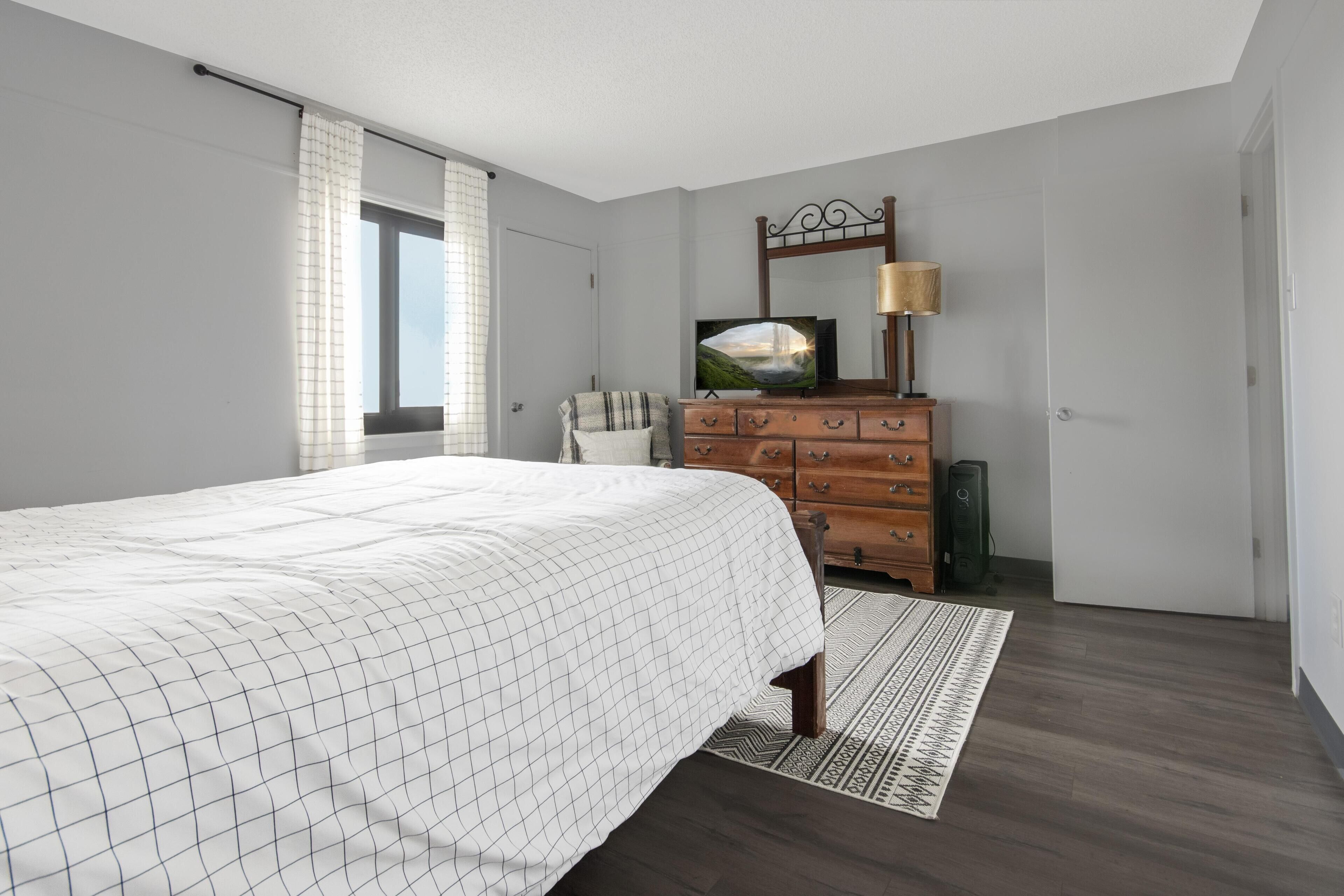 2 habitaciones, escritorio, wifi gratis y ropa de cama 