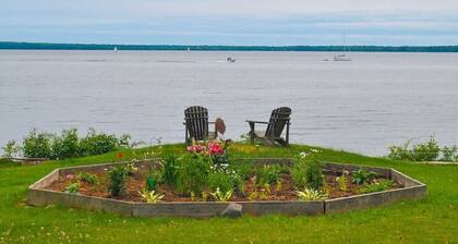 Bayfield Island View "Sevona" on Lake Superior