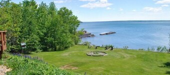 Bayfield Island View "Sevona" on Lake Superior