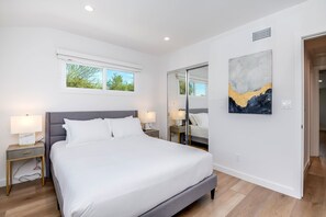 4 dormitorios, escritorio, tabla de planchar con plancha y wifi gratis