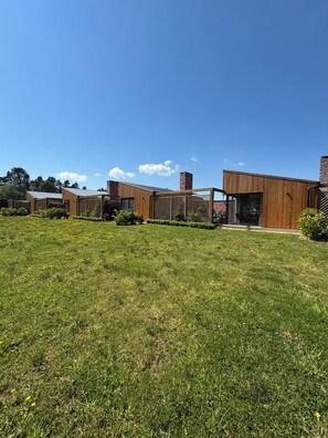 Individually decorated, individually furnished, desk, laptop workspace - The River Bann Retreat (Ballymena)