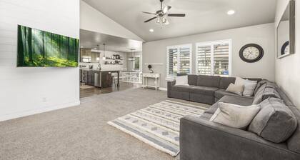 6 Bedroom Rambler Near UVU, BYU, & Golf Course